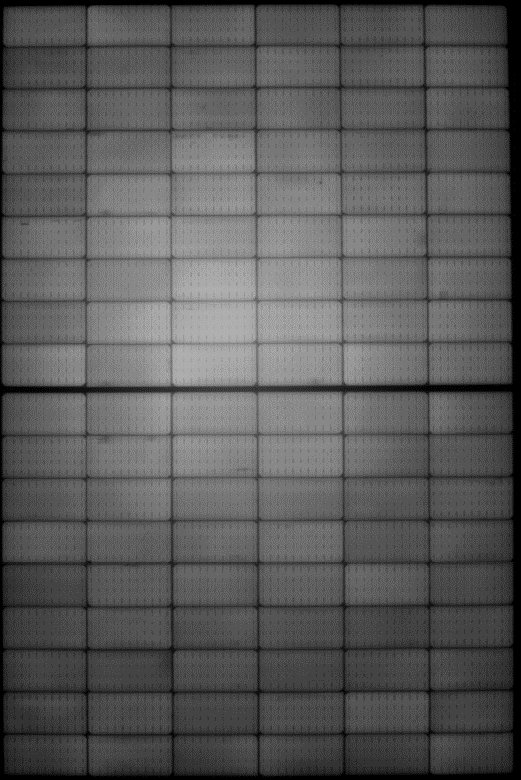 Resultado da medição de danos invisíveis (através de EL, eletroluminescência) 