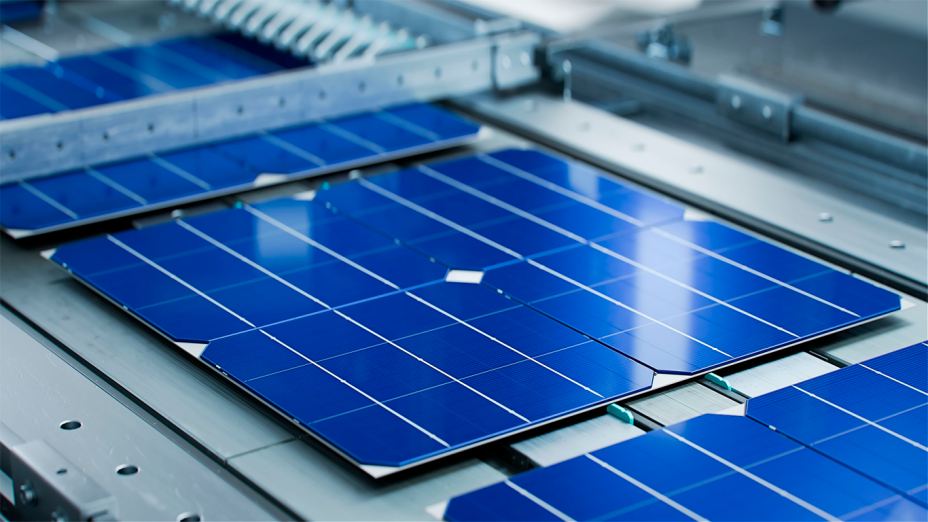 Células fotovoltaicas testándose en el laboratorio